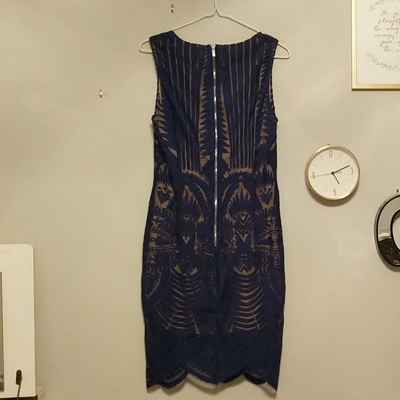 Navy blue size 2 lace short dress - Picture 4 of 4